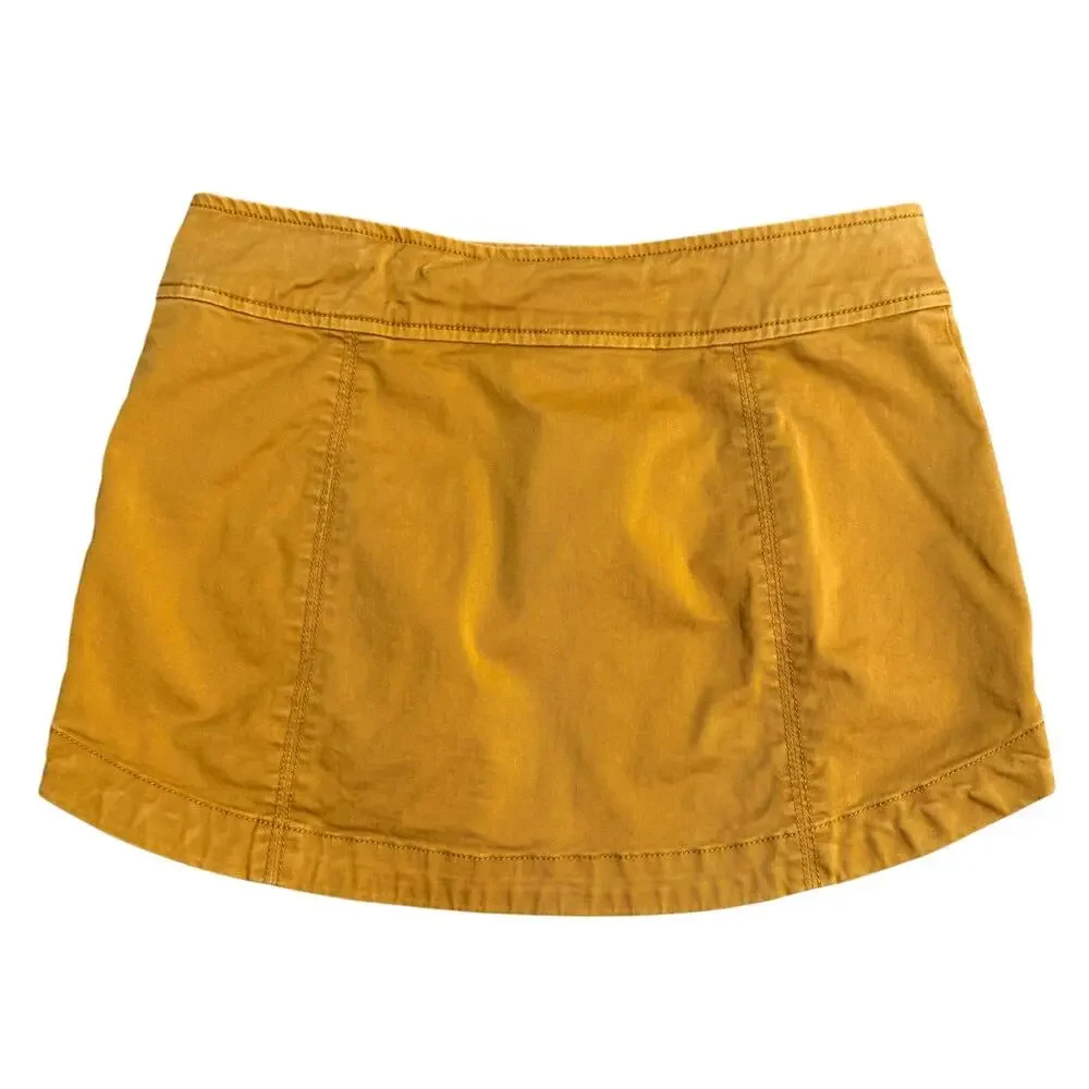 Free People snags waistband holes